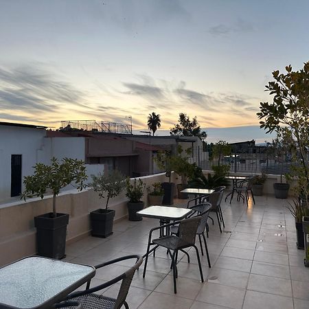 Theasis Athens Bed & Breakfast Exterior photo