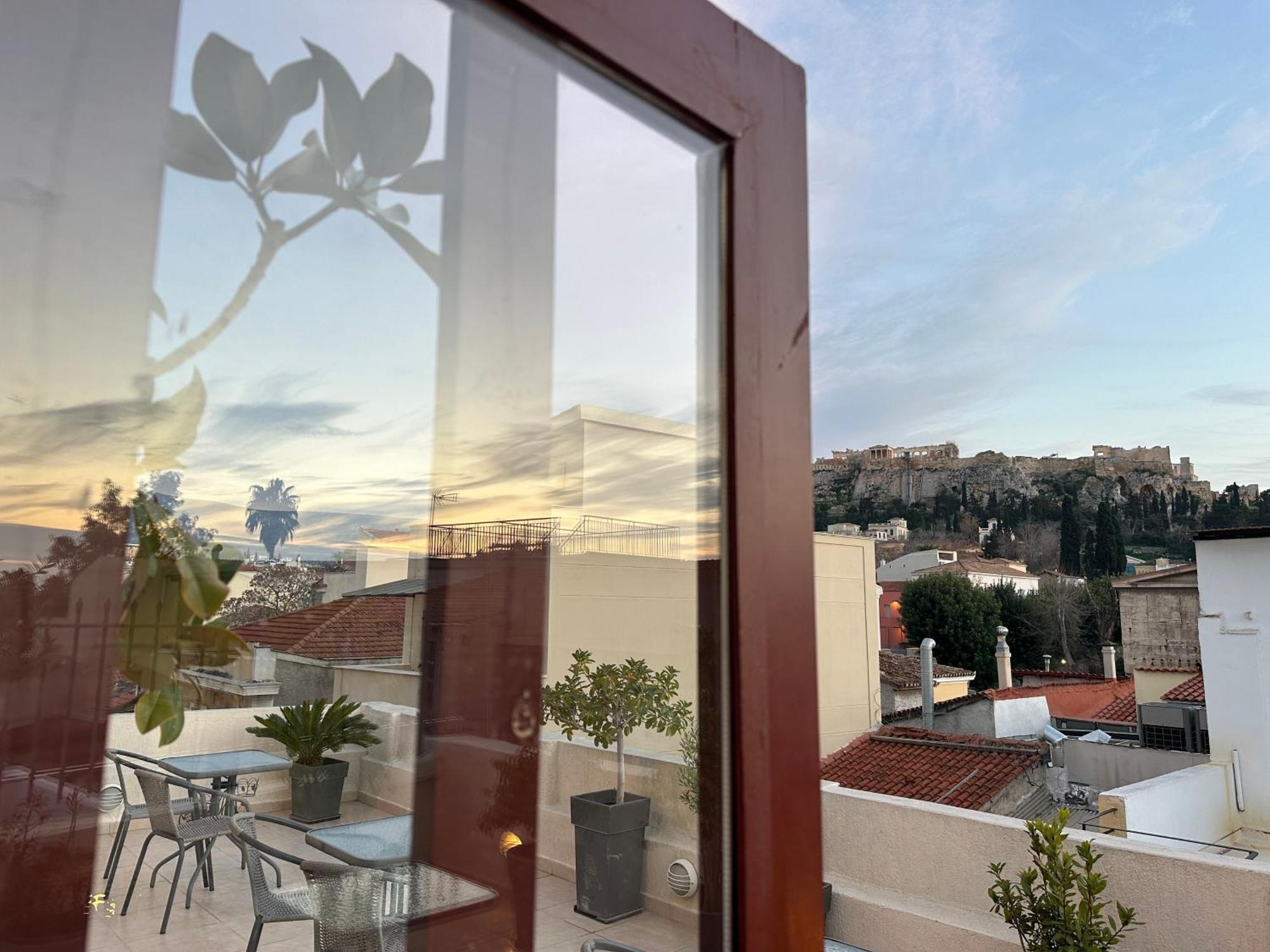 Theasis Athens Bed & Breakfast Exterior photo