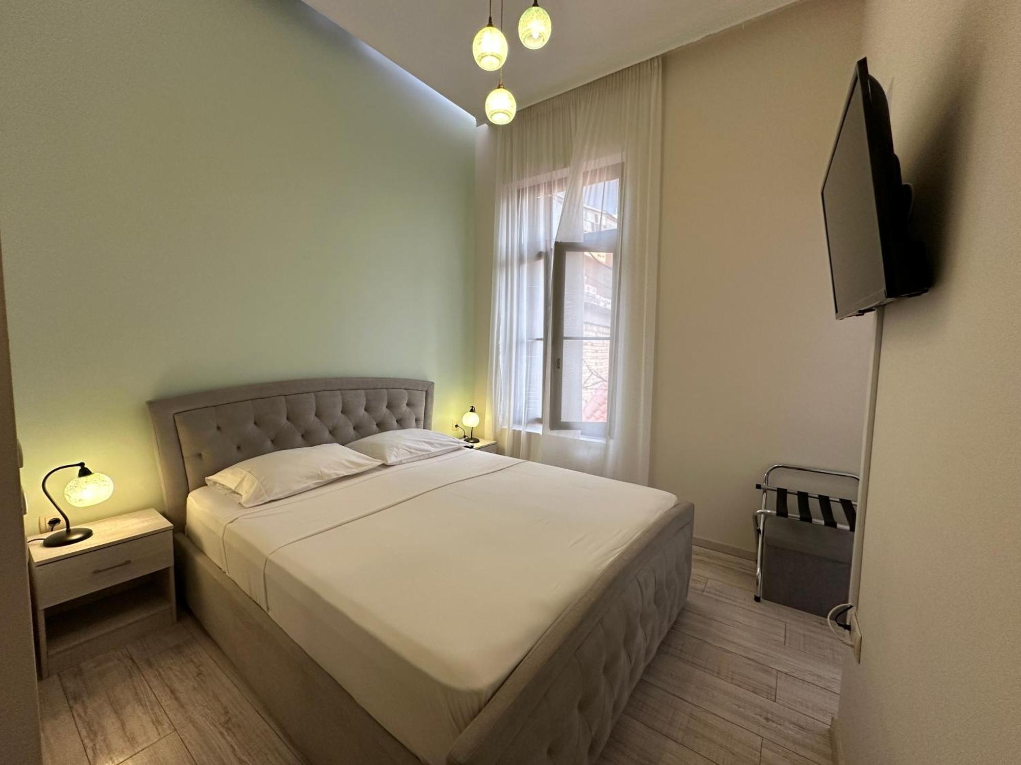 Theasis Athens Bed & Breakfast Exterior photo